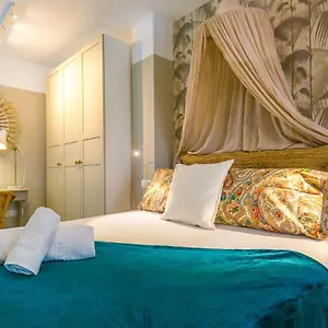 Sea & Wave Jara Boutique Appartamento